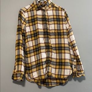 American Eagle outfitters yellow flannel size S